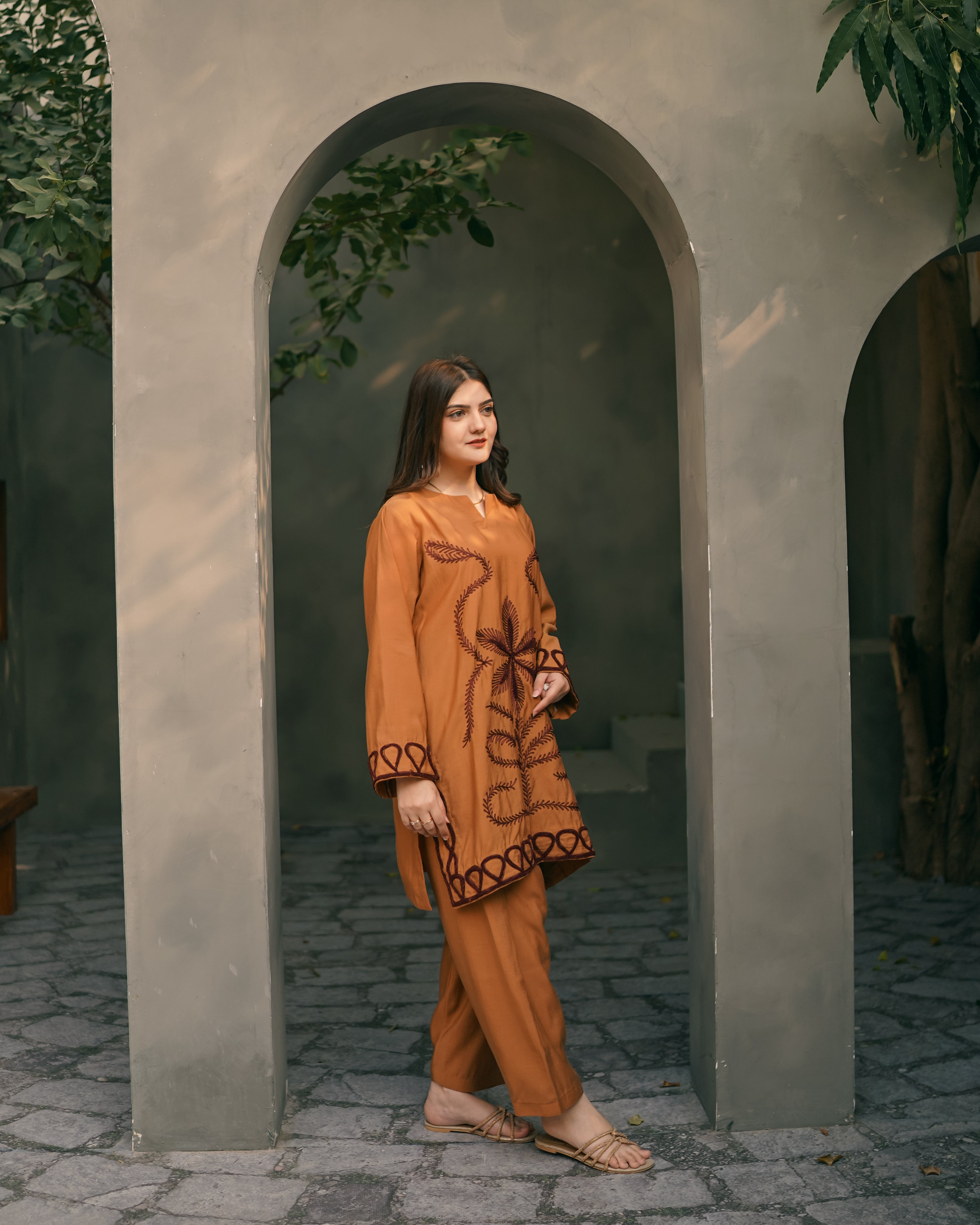 2 PIECE- Embroidered Tropical