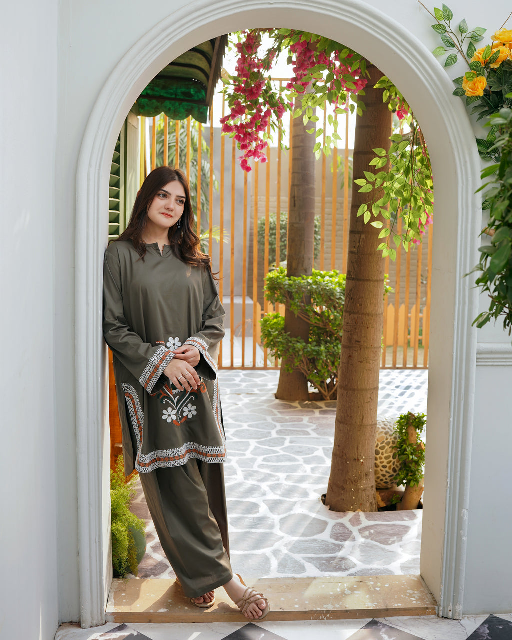 2 PIECE- Embroidered Tropical